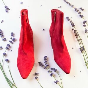 NIB. Charles David Vibrant Red Suede Ankle Boots